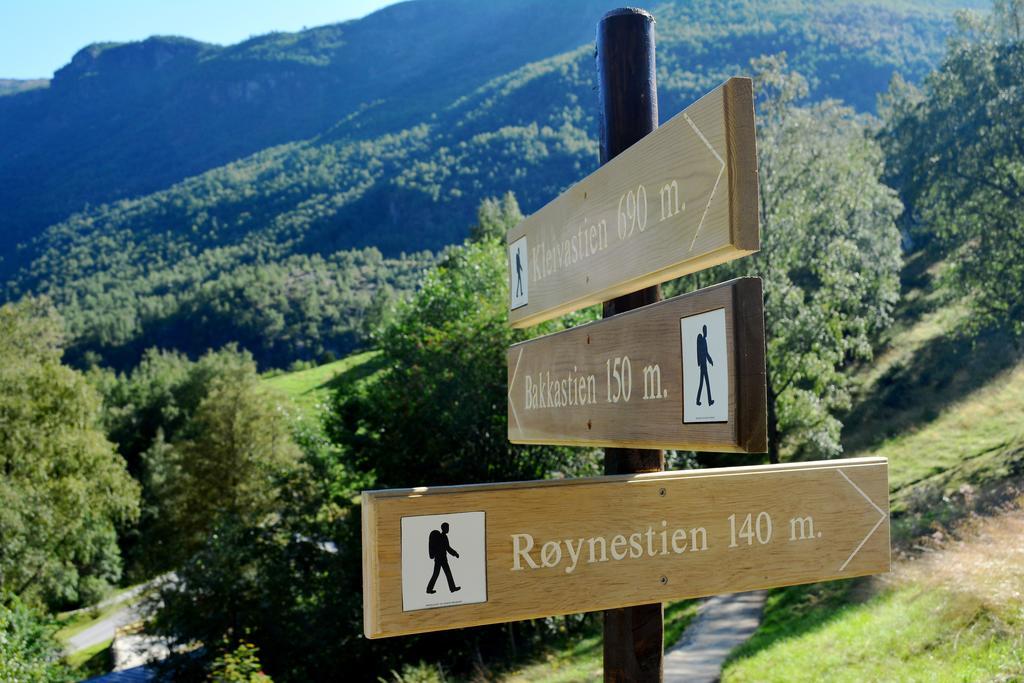 Heimly Pensjonat Flåm Exteriör bild
